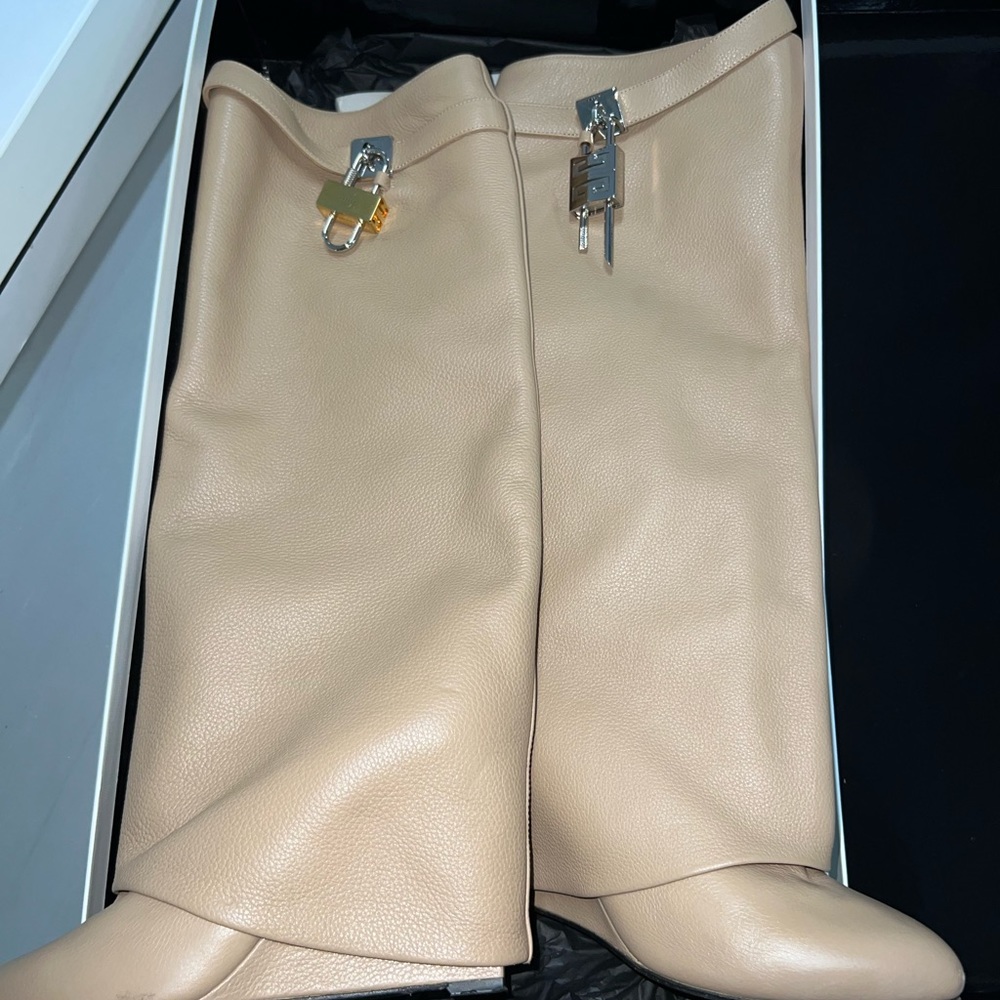 Givenchy Tan Heeled Boots - Picture 6 of 7